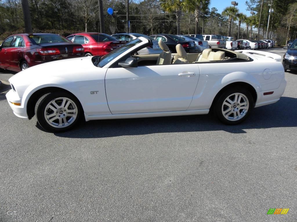 2007 Mustang GT Premium Convertible - Performance White / Medium Parchment photo #2