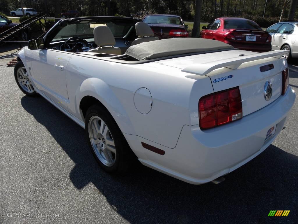 2007 Mustang GT Premium Convertible - Performance White / Medium Parchment photo #13