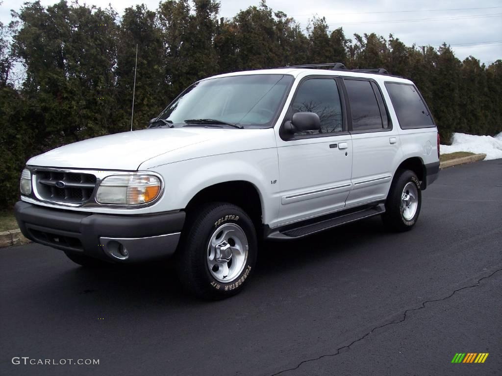 1999 Explorer XLT 4x4 - Oxford White / Medium Graphite Grey photo #1