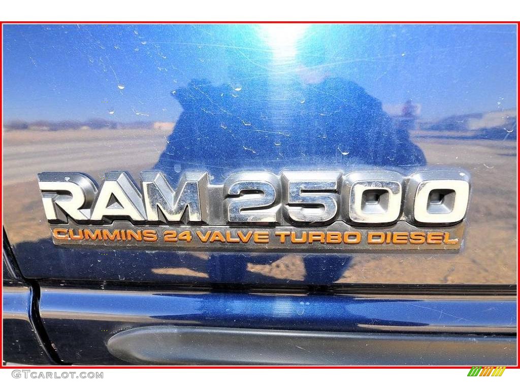 2001 Ram 2500 SLT Quad Cab 4x4 - Patriot Blue Pearl / Mist Gray photo #23