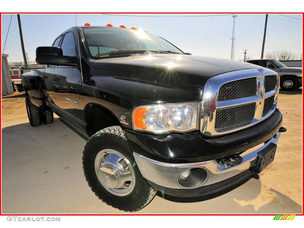 2005 Ram 3500 SLT Quad Cab 4x4 Dually - Black / Taupe photo #9