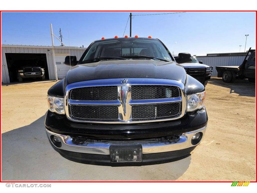 2005 Ram 3500 SLT Quad Cab 4x4 Dually - Black / Taupe photo #12