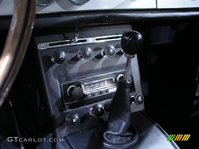1963 Ferrari 250 GTE Standard 250 GTE Model 4 Speed Manual Transmission Photo #244914