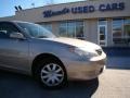 Desert Sand Mica - Camry LE Photo No. 27
