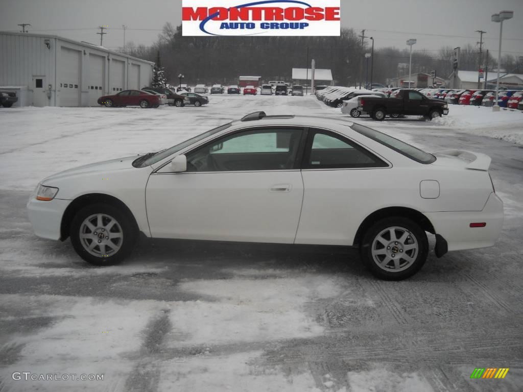 2002 Accord SE Coupe - Taffeta White / Ivory photo #7