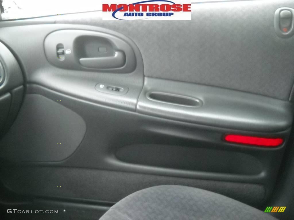 2000 Intrepid  - Champagne Pearl Metallic / Agate photo #26