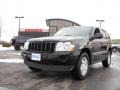 Black - Grand Cherokee Laredo 4x4 Photo No. 2
