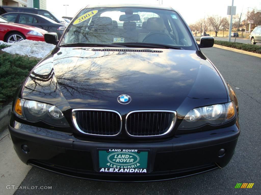 2004 3 Series 325i Sedan - Jet Black / Sand photo #7