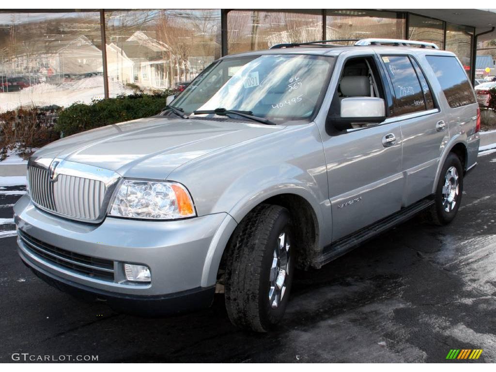 2006 Navigator Ultimate 4x4 - Pewter Metallic / Dove Grey photo #1