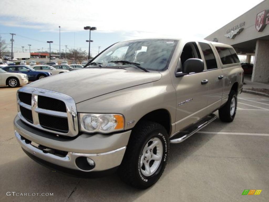 2004 Ram 1500 SLT Quad Cab 4x4 - Light Almond Pearl / Dark Slate Gray photo #7