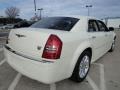 2006 Cool Vanilla Chrysler 300 C HEMI  photo #37