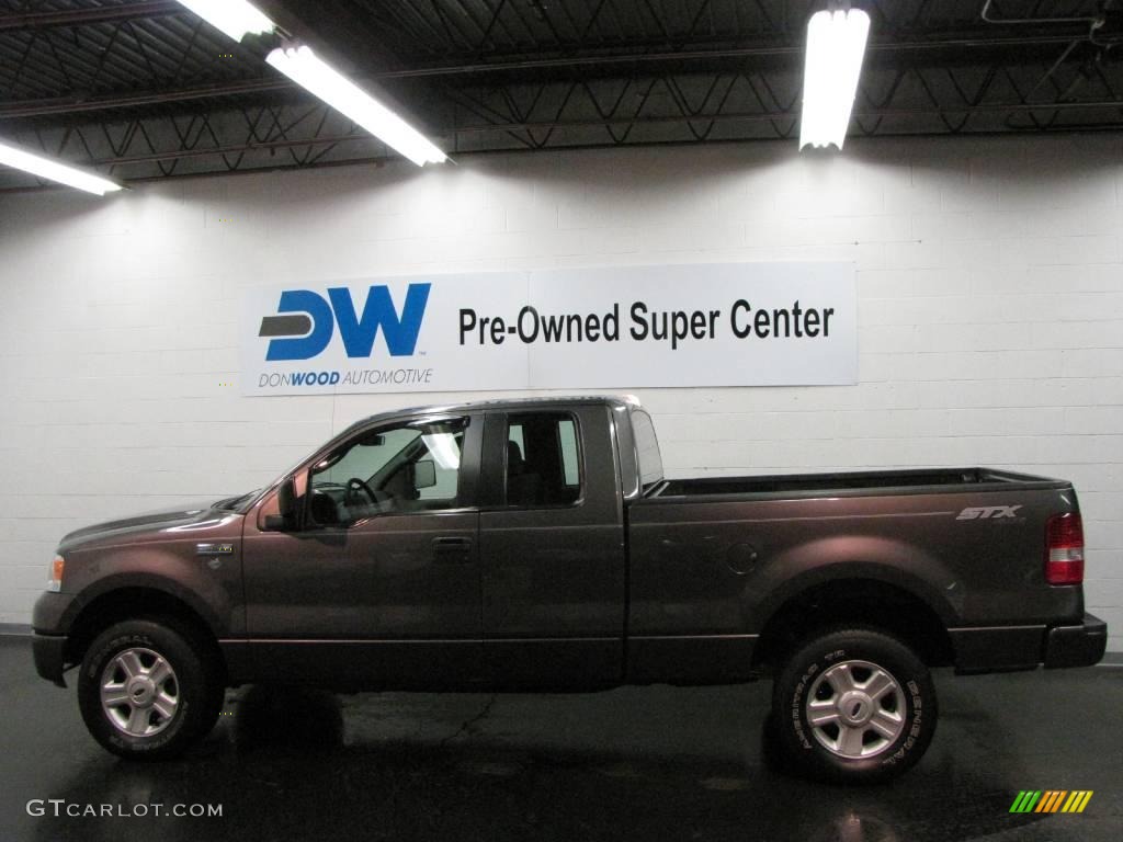 2005 F150 STX SuperCab 4x4 - Dark Shadow Grey Metallic / Medium Flint Grey photo #5