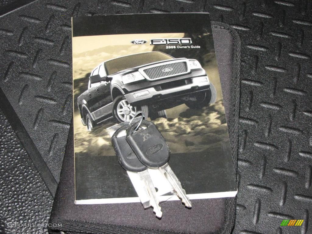 2005 F150 STX SuperCab 4x4 - Dark Shadow Grey Metallic / Medium Flint Grey photo #21