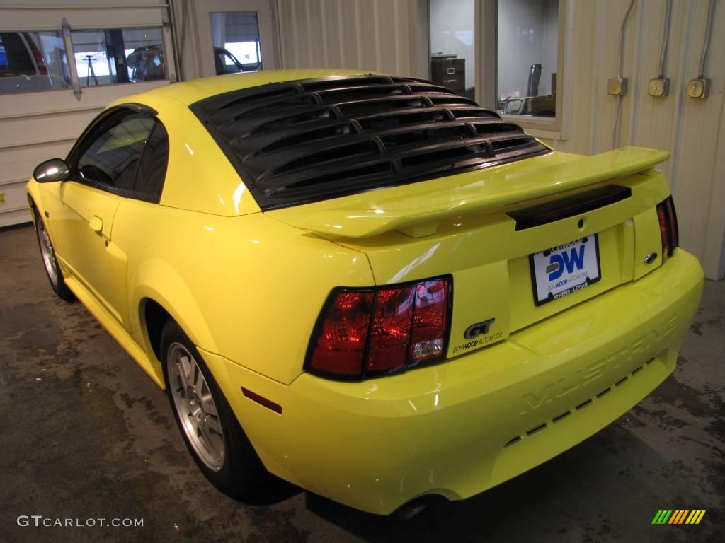 2003 Mustang GT Coupe - Zinc Yellow / Dark Charcoal photo #4