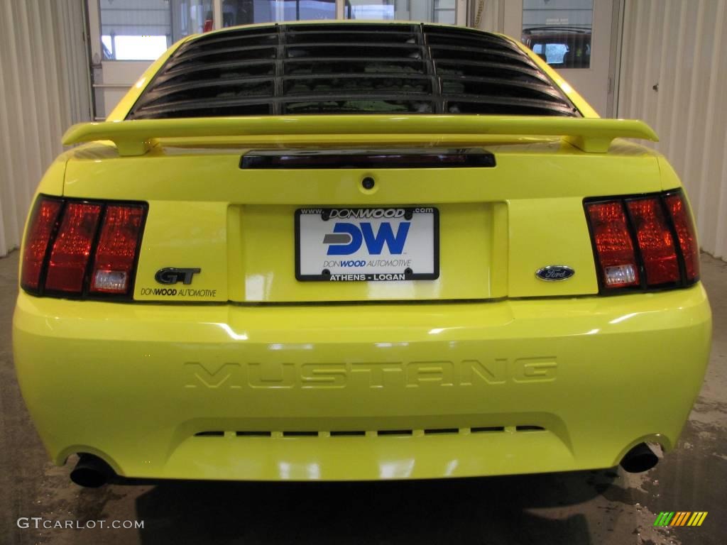 2003 Mustang GT Coupe - Zinc Yellow / Dark Charcoal photo #6