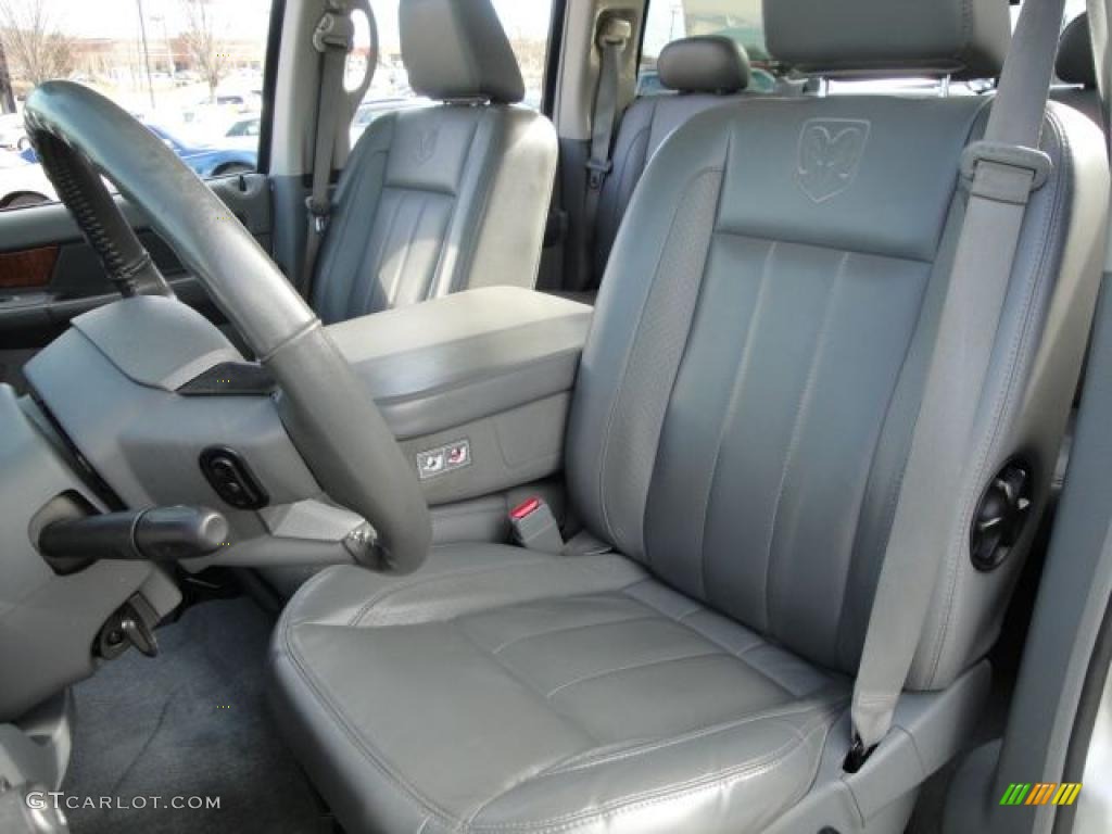 2006 Ram 1500 Laramie Quad Cab 4x4 - Bright Silver Metallic / Medium Slate Gray photo #17