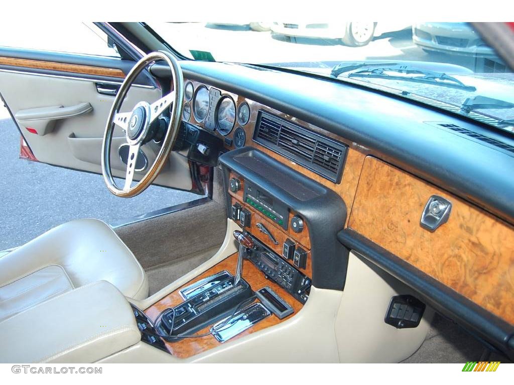 1986 XJ Vanden Plas - Cranberry Red Metallic / Beige photo #11