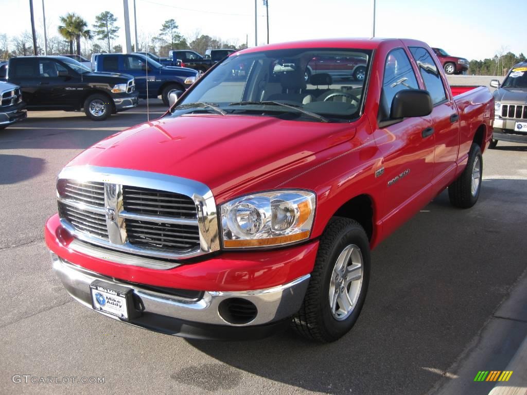 2006 Ram 1500 SLT Quad Cab - Flame Red / Medium Slate Gray photo #1