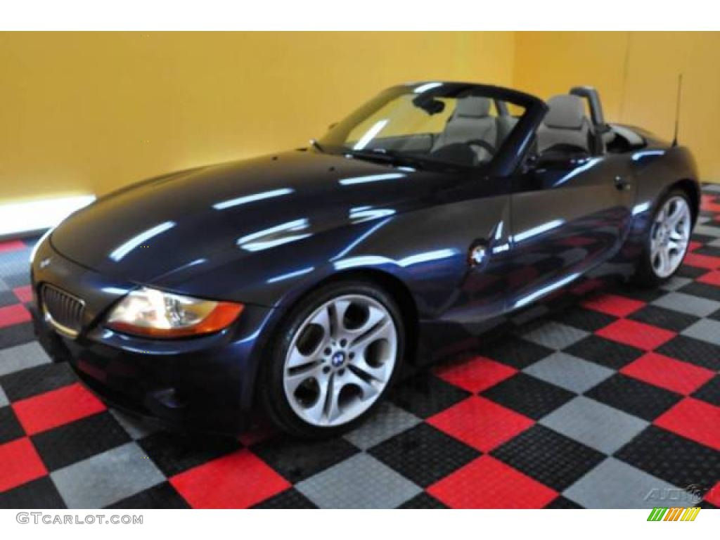 Black Sapphire Metallic BMW Z4