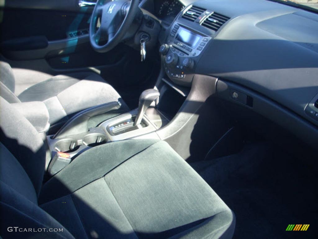 2006 Accord EX Sedan - Alabaster Silver Metallic / Black photo #17