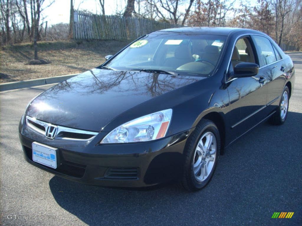 2006 Accord SE Sedan - Nighthawk Black Pearl / Ivory photo #7
