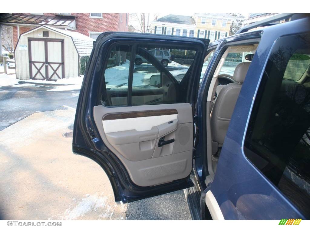 2003 Explorer Eddie Bauer 4x4 - True Blue Metallic / Medium Parchment Beige photo #14