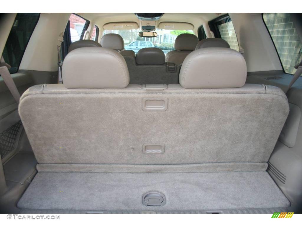 2003 Explorer Eddie Bauer 4x4 - True Blue Metallic / Medium Parchment Beige photo #17