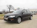 Deep Black - Passat Komfort Sedan Photo No. 1