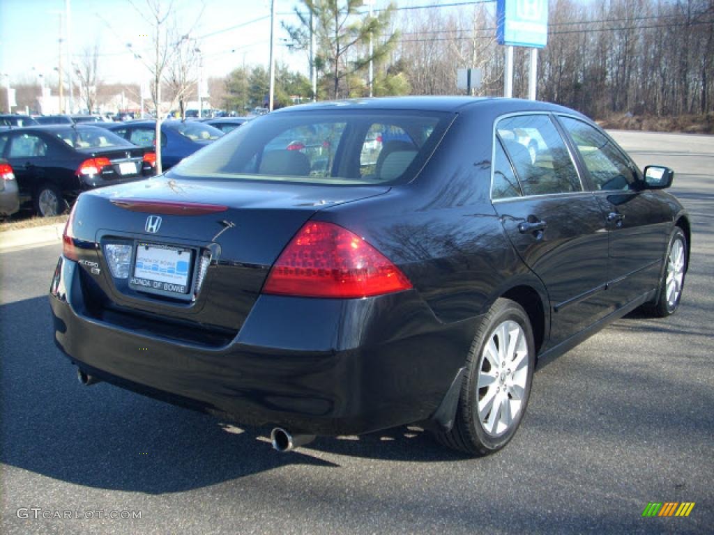 2007 Accord SE V6 Sedan - Nighthawk Black Pearl / Ivory photo #3