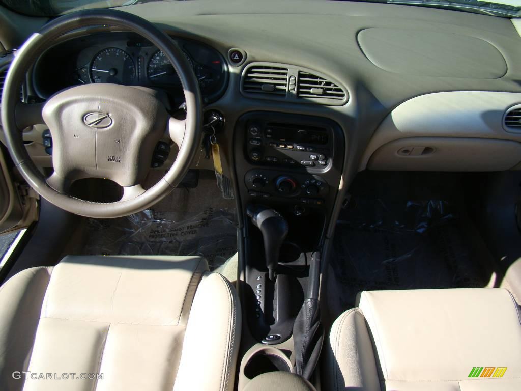 2003 Alero GLS Sedan - Sandstone Metallic / Neutral photo #15