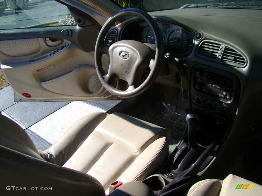 2003 Alero GLS Sedan - Sandstone Metallic / Neutral photo #16