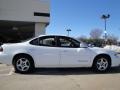 2001 Arctic White Pontiac Grand Prix SE Sedan  photo #2