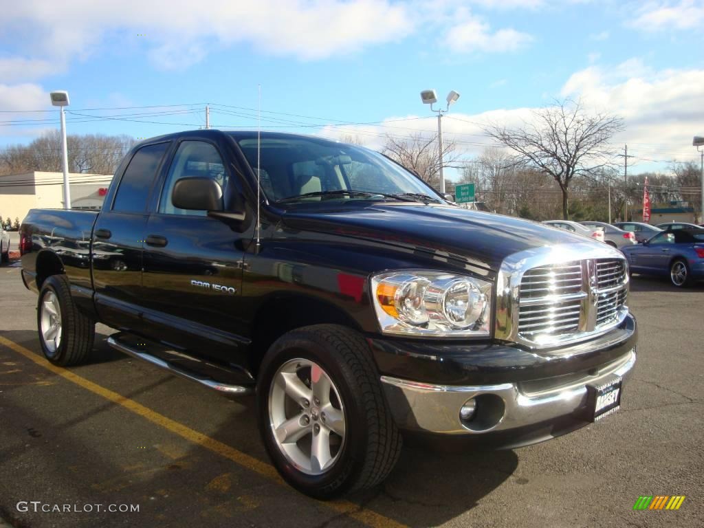 2007 Ram 1500 ST Quad Cab 4x4 - Brilliant Black Crystal Pearl / Medium Slate Gray photo #15