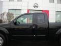 Super Black - Frontier SE King Cab 4x4 Photo No. 17