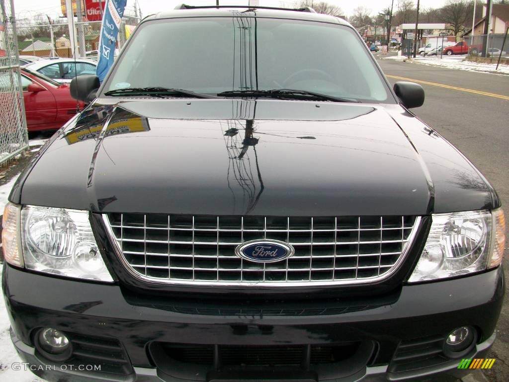 2003 Explorer XLT 4x4 - Black / Graphite Grey photo #38