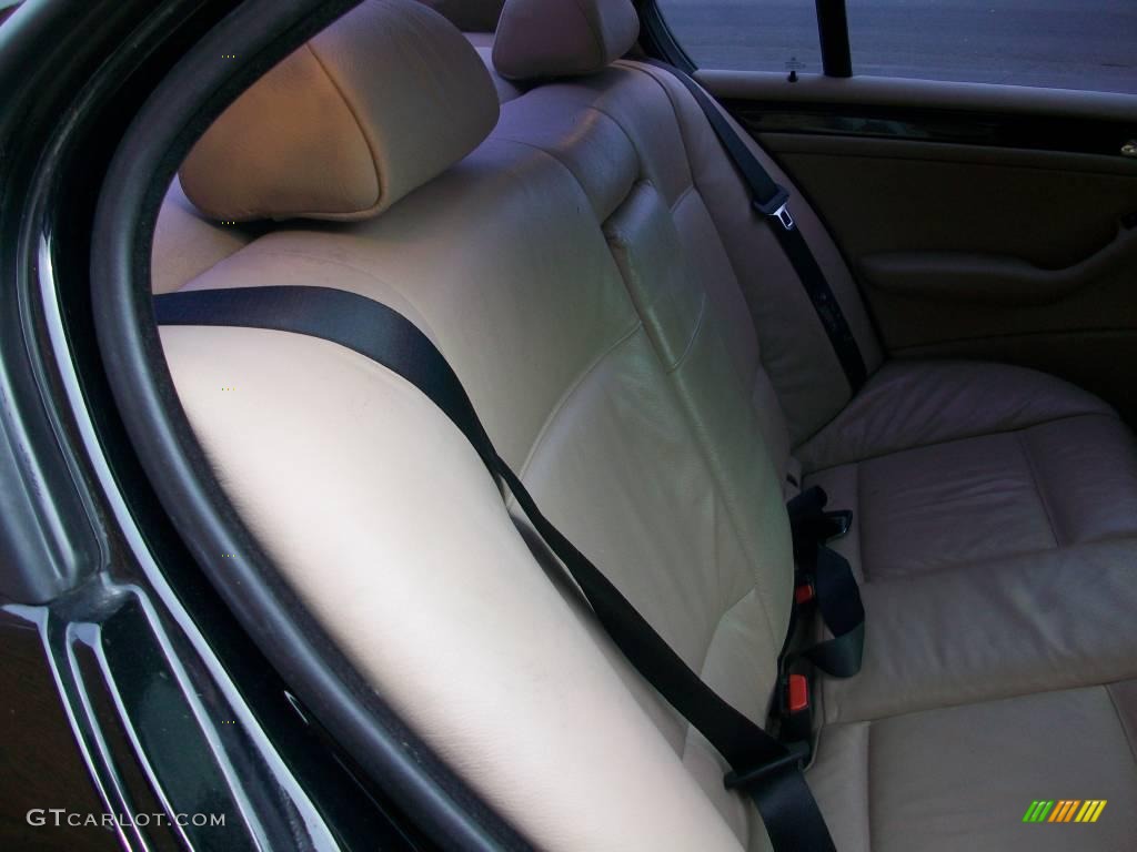 2001 3 Series 325i Sedan - Jet Black / Beige photo #26
