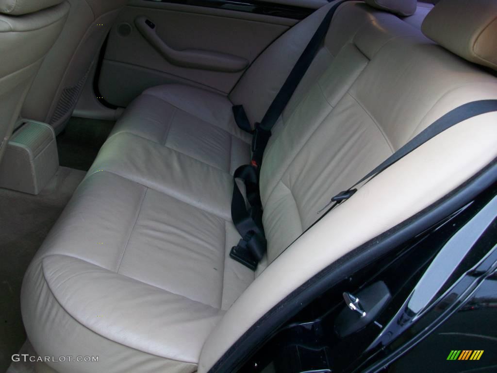 2001 3 Series 325i Sedan - Jet Black / Beige photo #28