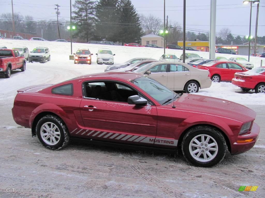 2007 Mustang V6 Deluxe Coupe - Redfire Metallic / Light Graphite photo #5