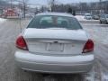 2006 Silver Frost Metallic Ford Taurus SE  photo #11