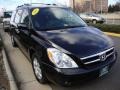 2007 Galaxy Black Hyundai Entourage SE  photo #7