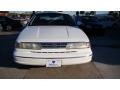 1996 Oxford White Ford Crown Victoria LX  photo #3