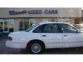 1996 Oxford White Ford Crown Victoria LX  photo #25