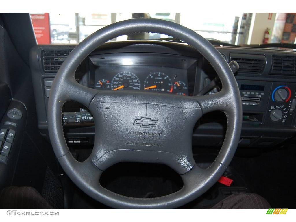 1996 Blazer LT 4x4 - Onyx Black / Graphite photo #34