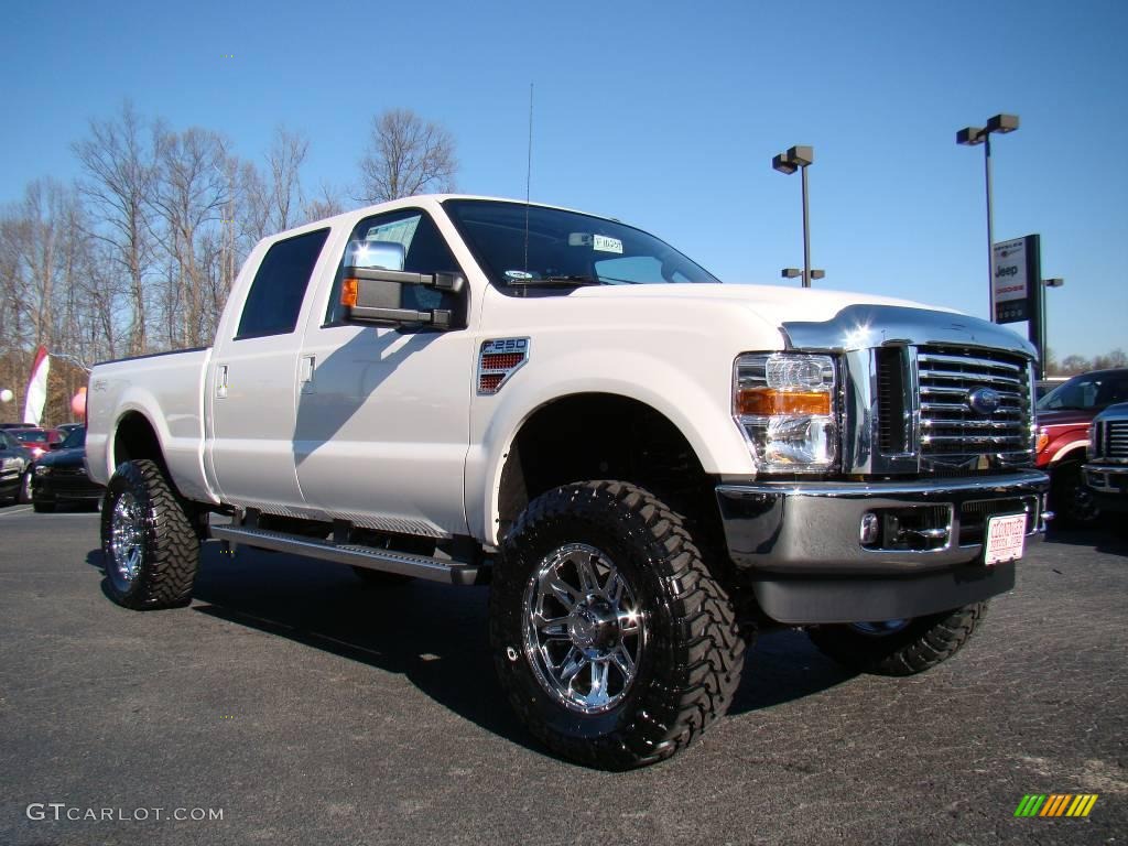 2010 F250 Super Duty Lariat Crew Cab 4x4 - White Platinum Tri-Coat / Ebony photo #1