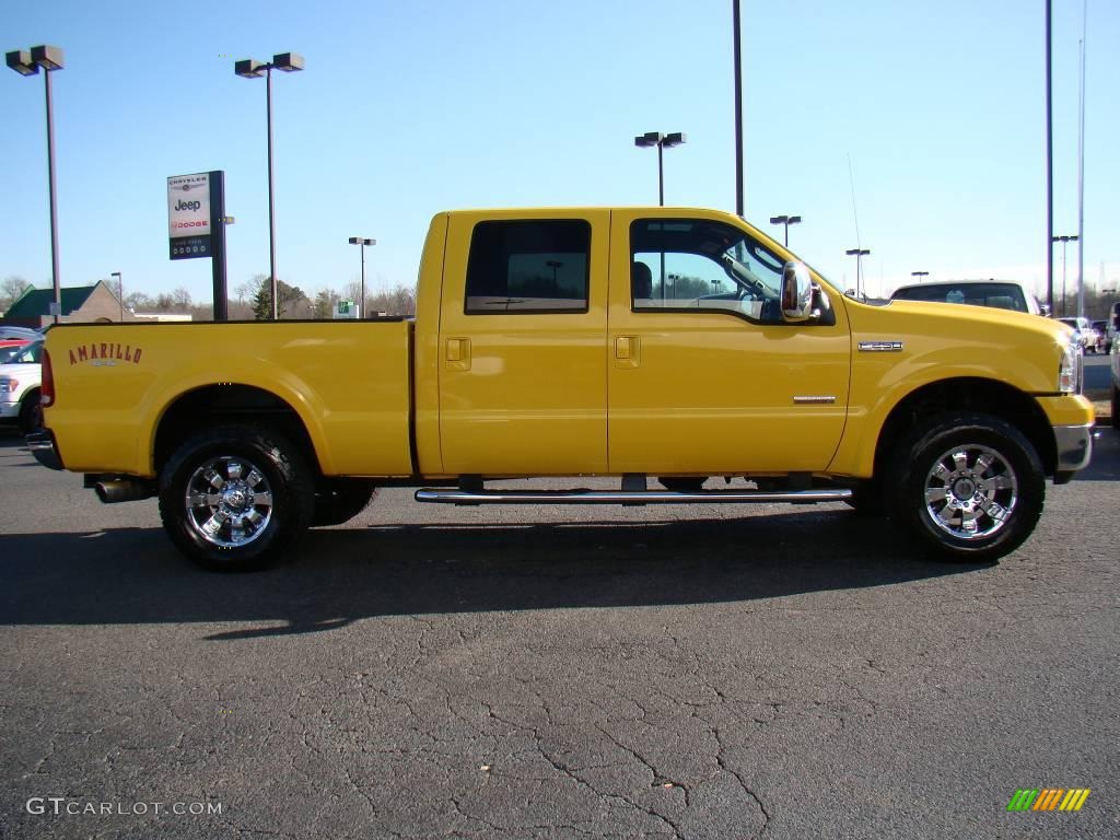 2006 F250 Super Duty Amarillo Special Edition Crew Cab 4x4 - Screaming Yellow / Black photo #2