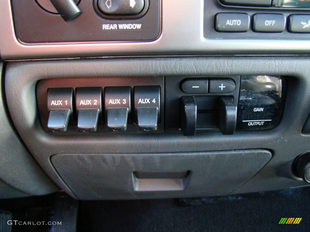 2006 F250 Super Duty Amarillo Special Edition Crew Cab 4x4 - Screaming Yellow / Black photo #27