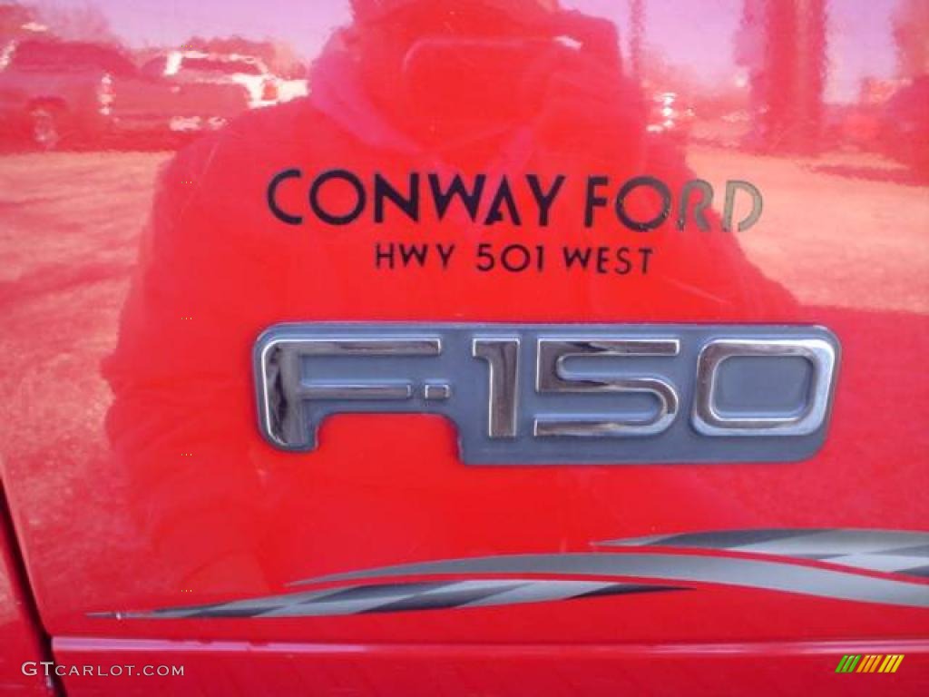 1998 F150 XL Regular Cab - Bright Red / Medium Graphite photo #14