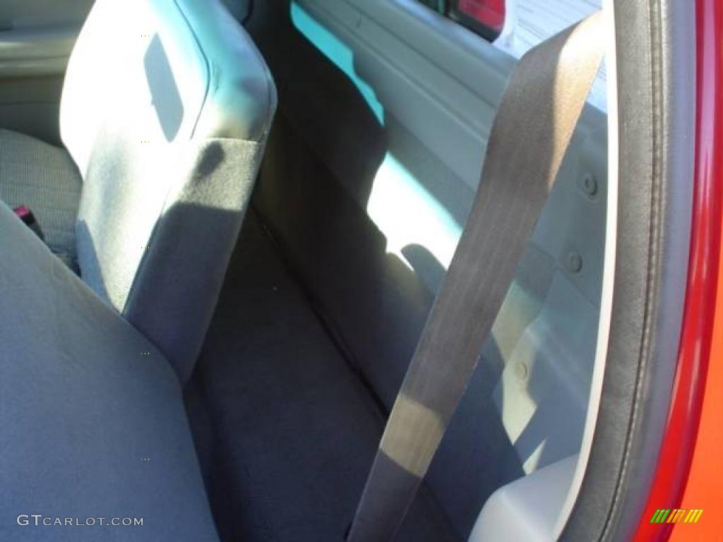 1998 F150 XL Regular Cab - Bright Red / Medium Graphite photo #23