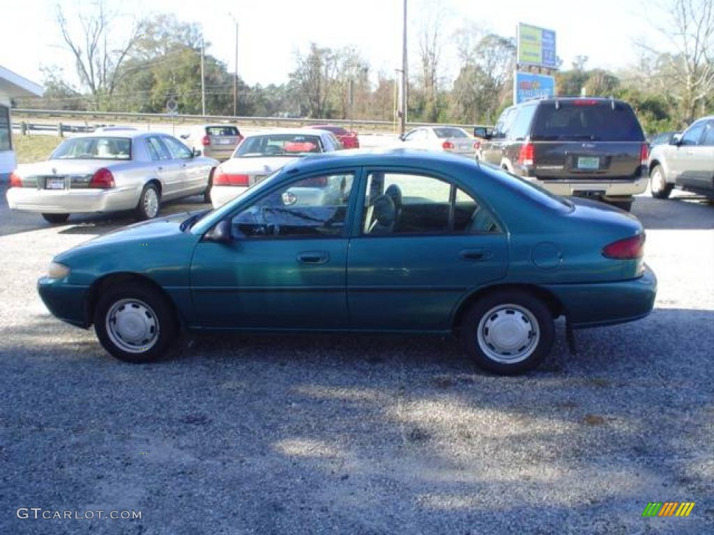 1997 Escort Sedan - Pacific Green Metallic / Gray photo #8