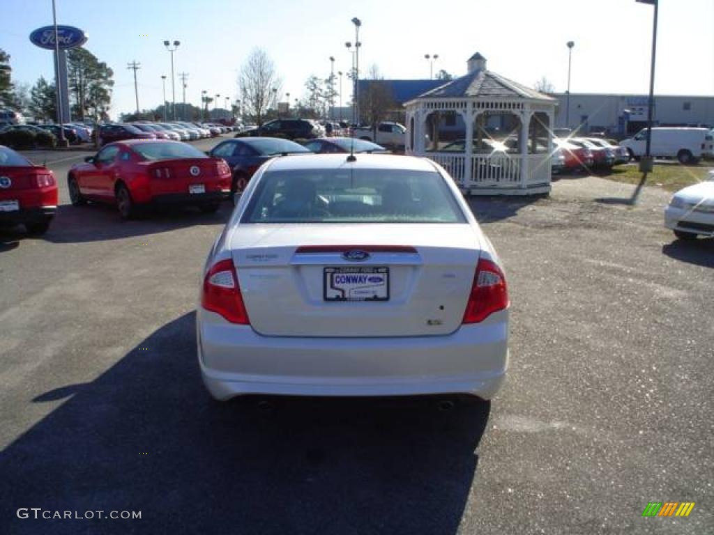 2010 Fusion SEL V6 - White Suede / Medium Light Stone photo #6